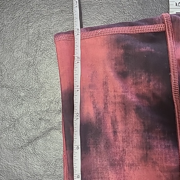 Athleta Women's red elation ice dye 7/8 tight size SP athletic yoga casual - Picture 7 of 9